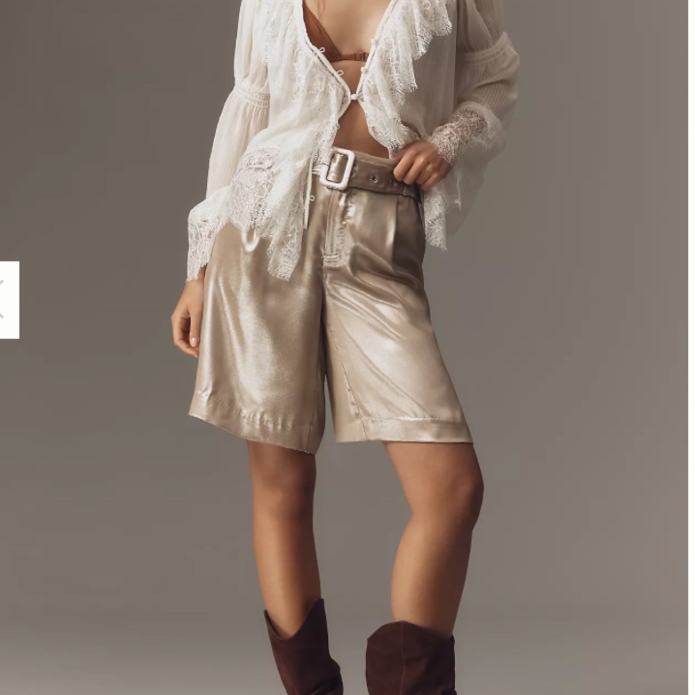 NWT By Anthropologie Women's Liquid Shine Bermuda Shorts in Beige Silver Foil